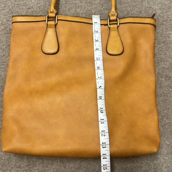 Mustard yellow shoulder bag - Picture 11 of 11